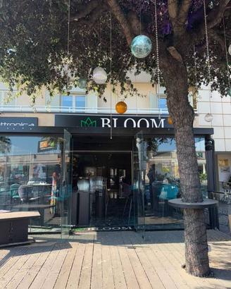 Attività / Licenza di 70 m² con 3 locali a Giuglia
