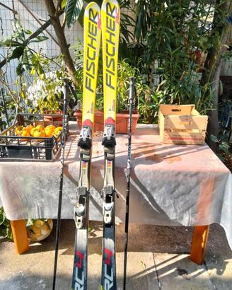 Vedendo scii usati due volte