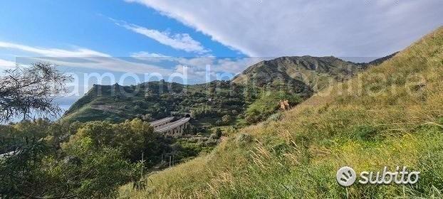 Terreno in parte edificabile a forza d'agro - Altro