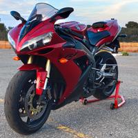 Yamaha YZF R1 2005 lava red (04-06)