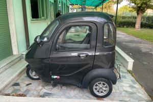 Scooter elettrico cabinato UFO 3 Colibrì - 2021