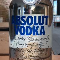 1 Absolut vodka magnum 1,5 L nuova