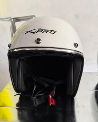 Casco jet