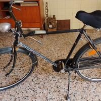 BICI UOMO TIPO R con faro RADIUS 