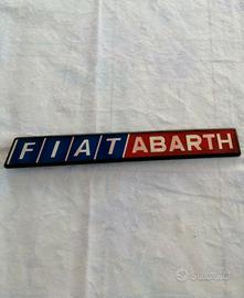 Scritta logo fiat abarth