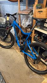 Giant Reign 26, blu taglia L