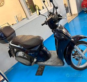 Aprilia Scarabeo 100cc