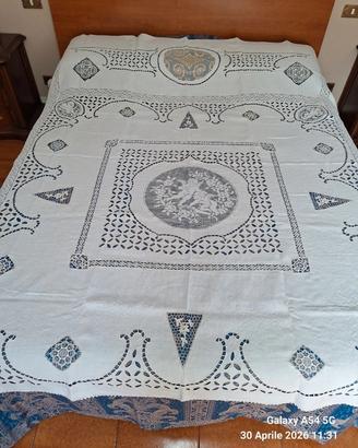 copriletto e tenda 