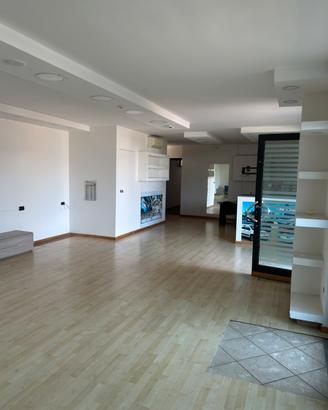 Locale uscita Aversa sud