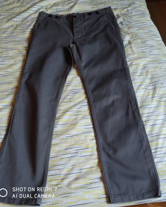 Pantaloni per bretelle