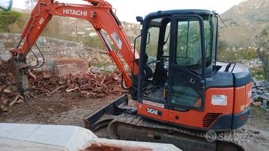Escavatore Hitachi