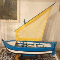 Modellino barca a remi "batana"