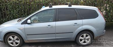 Ford focus station wagon