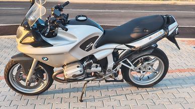 BMW R1100S