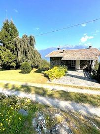Villa di 172 m² con più di 5 locali e box auto a P