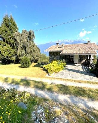 Villa di 172 m² con più di 5 locali e box auto a P