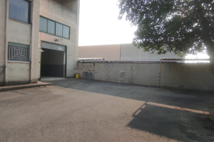 Locale commerciale 200mq