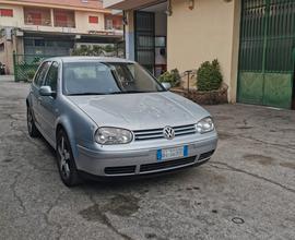 VOLKSWAGEN Golf 4ª serie