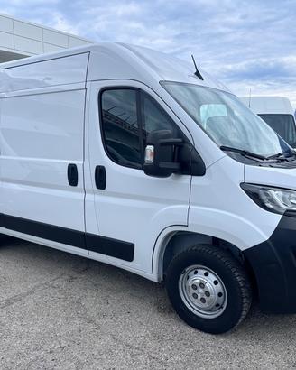 Peugeot boxer 2.2 140 cv L2H2 2022 1PROPRIETARIO