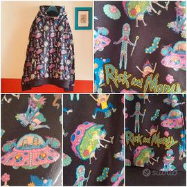 Felpa oversize con cappuccio Rick and Morty