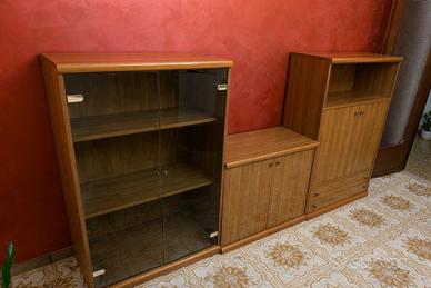 Mobile soggiorno con vetrina – ritiro entro 01/05