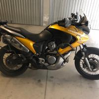 Honda transalp 700