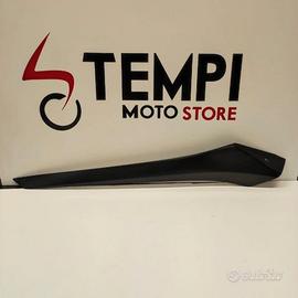Fianchetto inferiore DX X-Max 300 e 125( dal 2018 