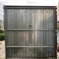 Portone basculante in acciaio zincato