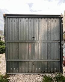 Portone basculante in acciaio zincato