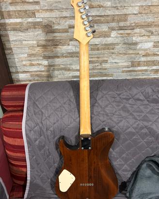 CHITARRA ELETTRICA