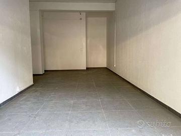 Immobile di 30 m² con 1 locale a Mondragone