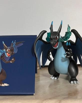 Action Figure Pokémon Charizard X