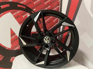 Cerchi Golf 5 6 7 8 Passat tiguan 18 pollici