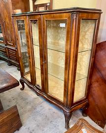 vetrina cristalliera in radica