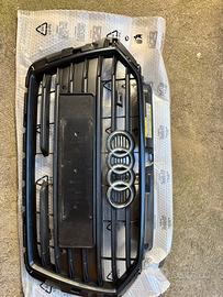 Griglia anteriore AUDI S3 anno 2017