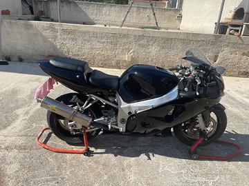 Suzuki GSX600R anno 2002