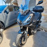 Honda ADV 350 * 2025 * 1.500km * Pari al Nuovo