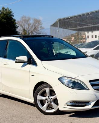 Mercedes-benz A 180 160 CDI BlueEFFICIENCY Premium