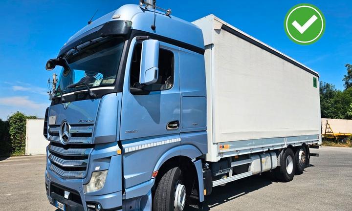 Mercedes-Benz 2551 Motrice Centinata Con Pedana