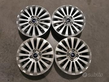 Cerchi in lega ford fiesta