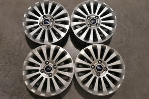 Cerchi in lega ford fiesta