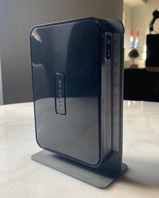 NETGEAR DGN2200 Modem/Router ADSL Wi-Fi