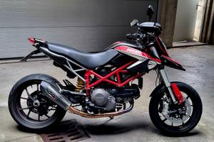 Ducati Hypermotard 796 - 2011