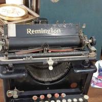 Antica macchina da scrivere Remington