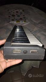 tastiera midi 