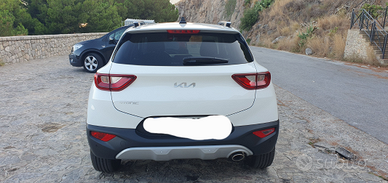 Kia stonic bleck edition anno 30/12/2024
