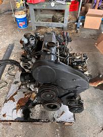 MOTORE COMPLETO PER
MITSUBISHI Pajero 2 Serie
4D56