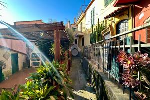 2 LOCALI A BERGEGGI