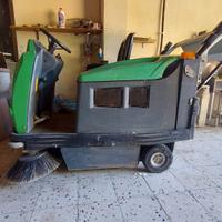 Spazzatrice ibrida elettrica e/o motore benzina SC