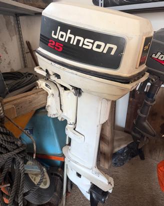 motori fuoribordo Johnson